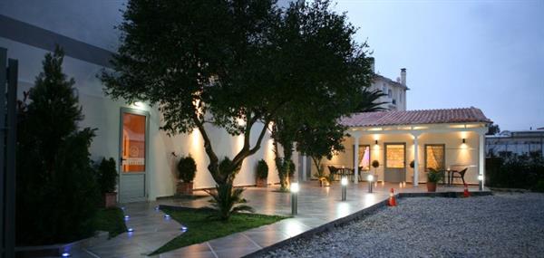 OMIROS LUXURY HOTEL