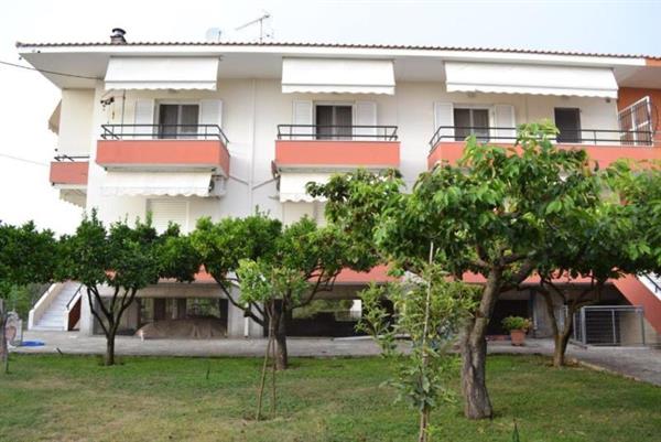 Κ SANTIS STUDIOS