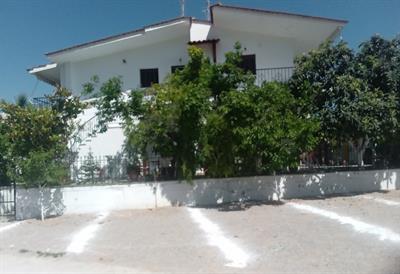 GARDEN STUDIOS PEFKI